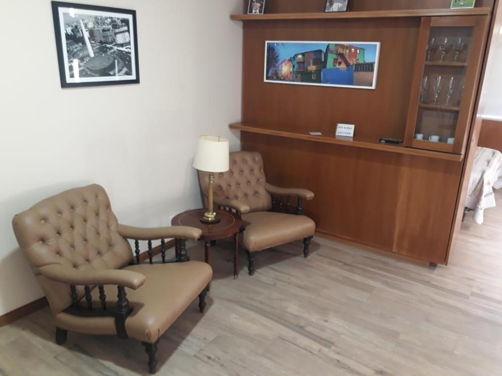4 Ventanales Sobre La Avenida Corrientes Appartement Buenos Aires Buitenkant foto