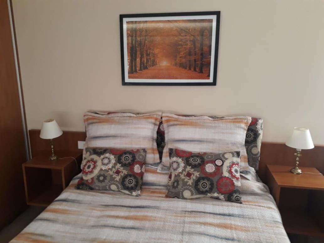 4 Ventanales Sobre La Avenida Corrientes Appartement Buenos Aires Buitenkant foto