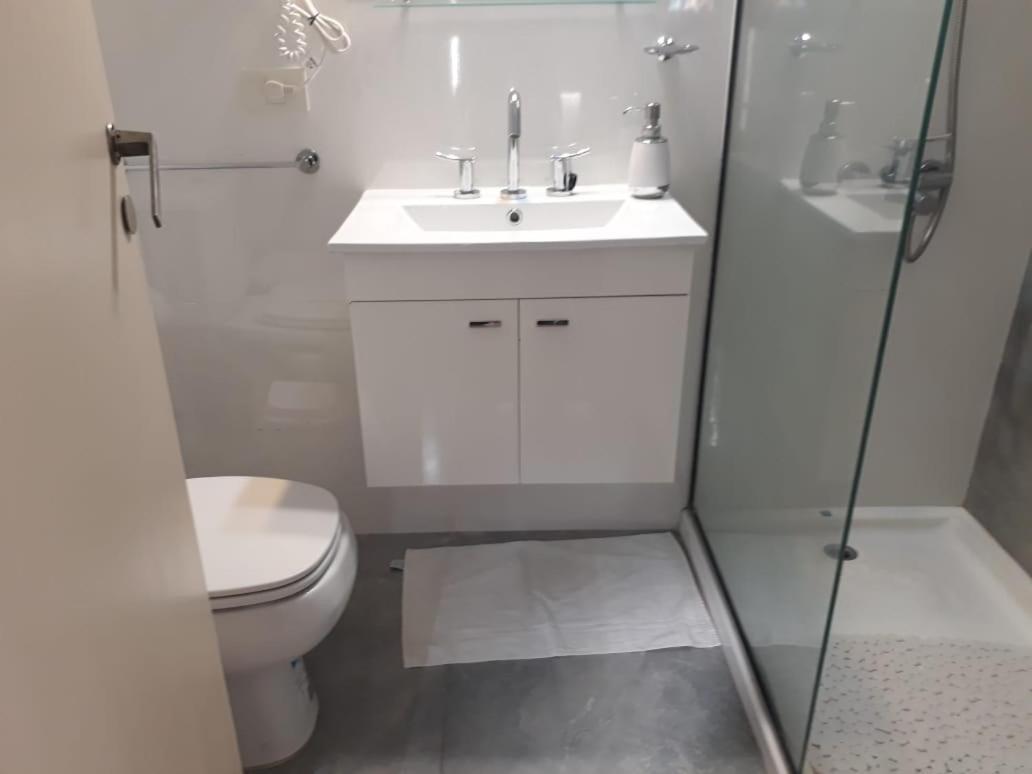 4 Ventanales Sobre La Avenida Corrientes Appartement Buenos Aires Buitenkant foto