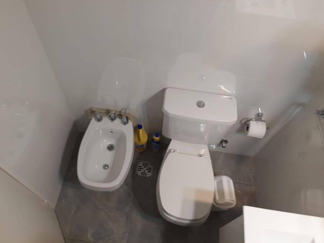 4 Ventanales Sobre La Avenida Corrientes Appartement Buenos Aires Buitenkant foto